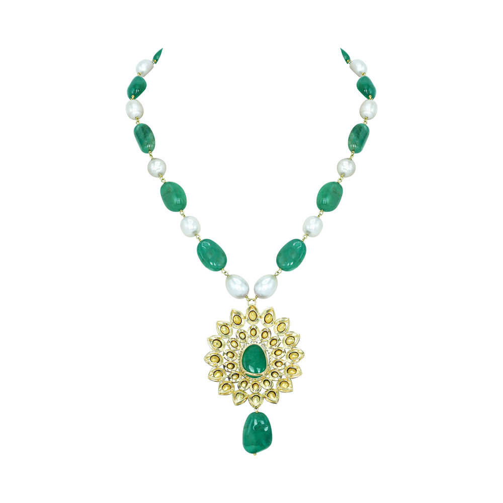 Emerald Cabochon Polki Necklace with Emerald and Pearl Strand
